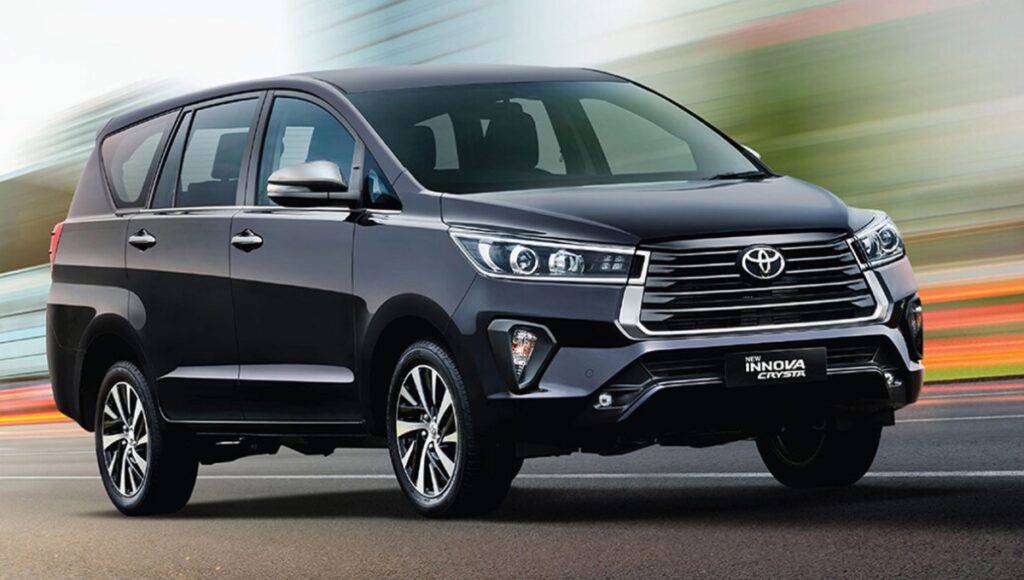 New Toyota Innova Crysta 7 and 8 seater MUV, powerful engine and great features, price around ₹20 lakh