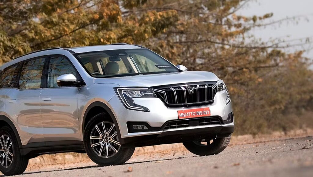 Mahindra XUV700 Facelift 2025: Now coming with an even more powerful look and great features, the country's most loved SUV