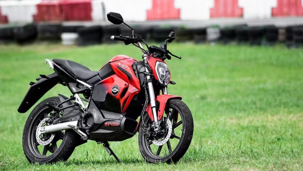"Revolt RV400: Electric bike with 150km range, smart features and 4.1 kW power, price and all details"