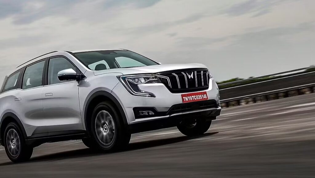 Mahindra XUV700 Facelift 2025: Now coming with an even more powerful look and great features, the country's most loved SUV