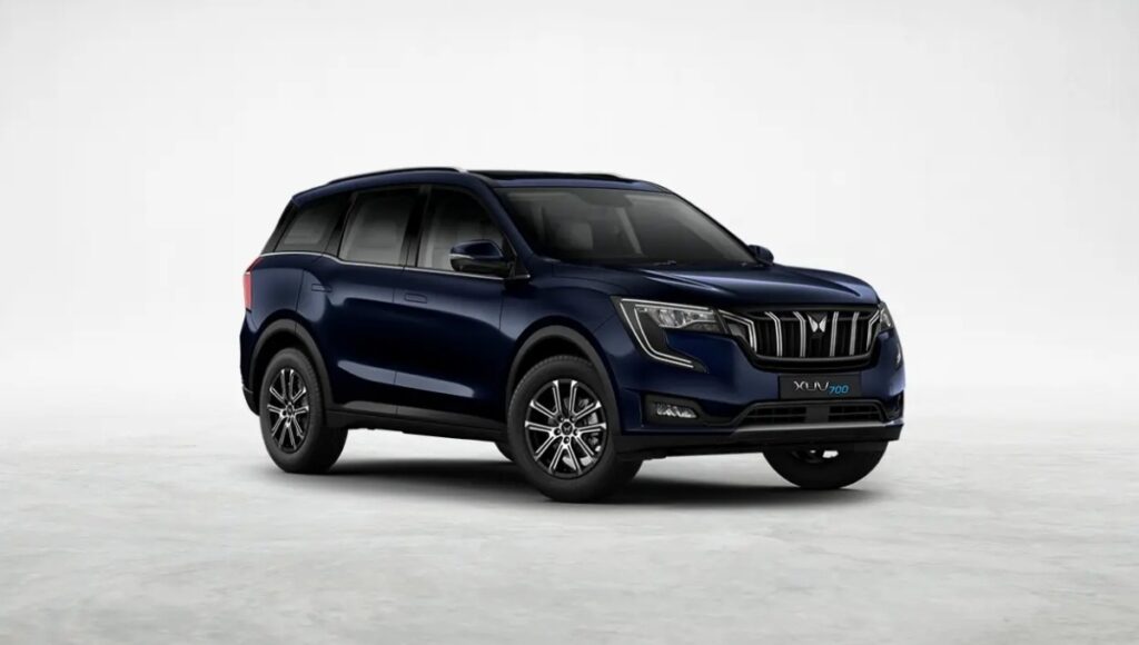 Mahindra XUV700 2025 Review: An SUV with strong looks, luxury comfort and powerful performance
