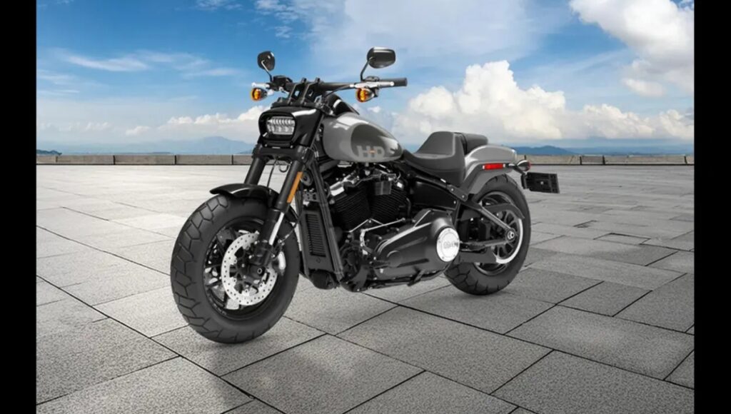 The Harley-Davidson Fat Bob is a powerful bike priced at ₹20 lakh. Learn about its amazing features and the secrets behind its powerful engine.