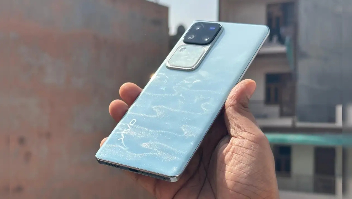 Vivo V30 Pro 5G Review: A powerful smartphone with an ultra-slim design, Sony camera, and 80W charging.