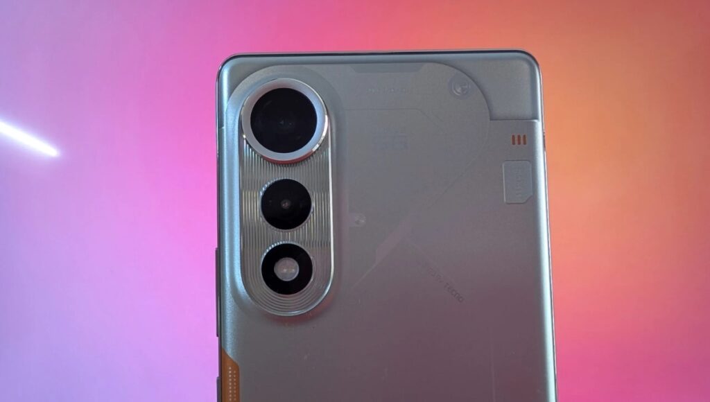 Which smartphone offers better value for your money: the Tecno Pova Curve 5G or the OnePlus Nord 4