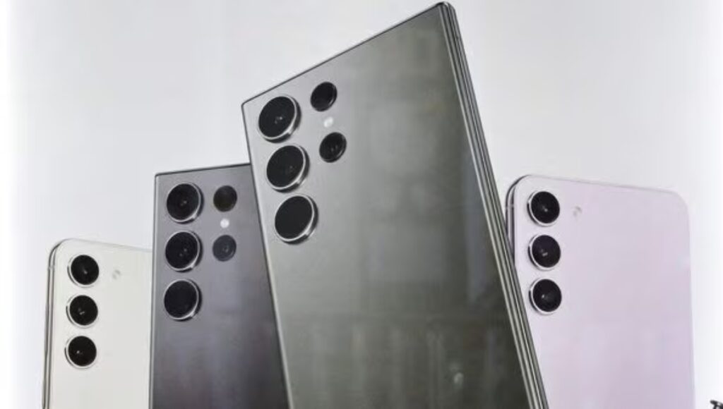 Amazon Sale 2025: The Samsung Galaxy S23 Ultra 5G is now available at a huge discount of only ₹42,000 Learn about the offer and features.