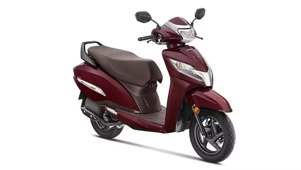 Launched at ₹80,000, the Honda Activa 125 is a reliable scooter in India, offering excellent mileage and powerful performance.